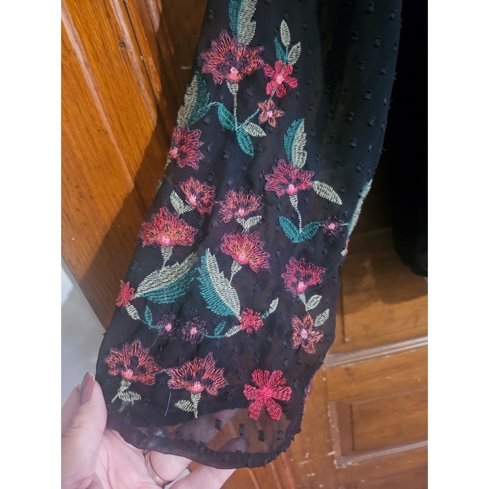 American Eagle Outfitters Black Swiss Dot Floral Embroidered Peplum Top - Picture 7 of 15